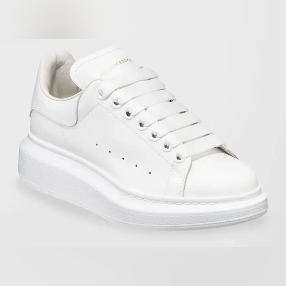 Alexander McQueen Men's White Trainers - Picture 1 of 14